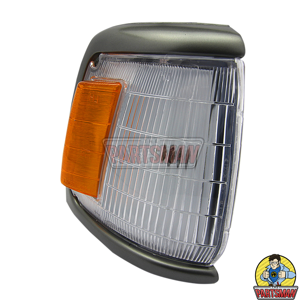 TOYOTA HILUX CORNER LIGHT HILUX 85 90 SERIES 2WD 9/888/97 The